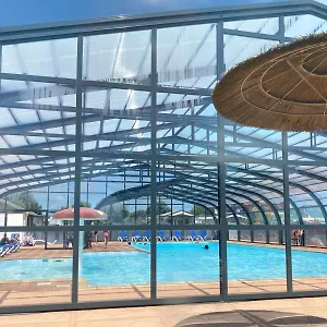 3* Camping La Corniche